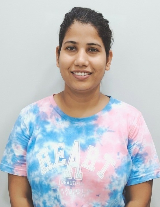 rinky - Full time Baby Sitter in khar road in Mumbai